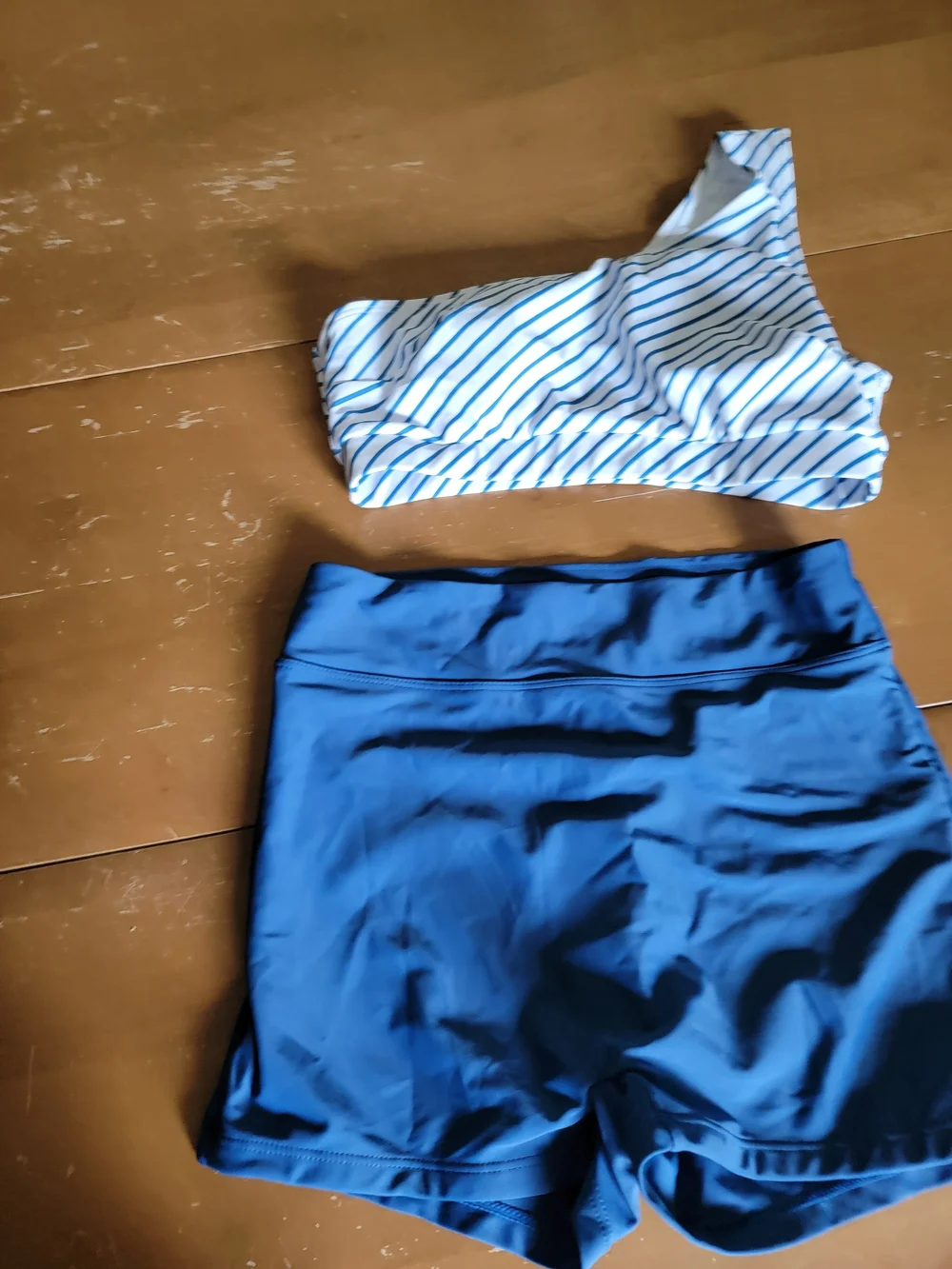 3 Piece Bikini Set One Shoulder Top With Two Coordinating Bottoms Blue/White S